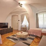 Lazenska N4 Prag