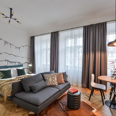 Lazenska N4 Lägenhetshotell