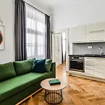 Aparthotel Lazenska N4 Praha