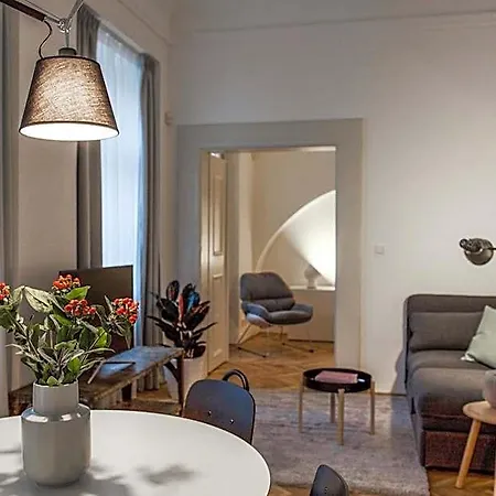 Lazenska N4 Aparthotel Prague