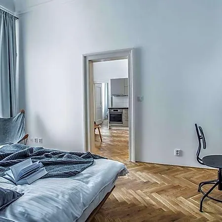 Lazenska N4 Prága
