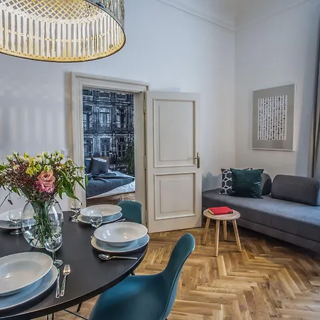 Apartmanhotel Lazenska N4