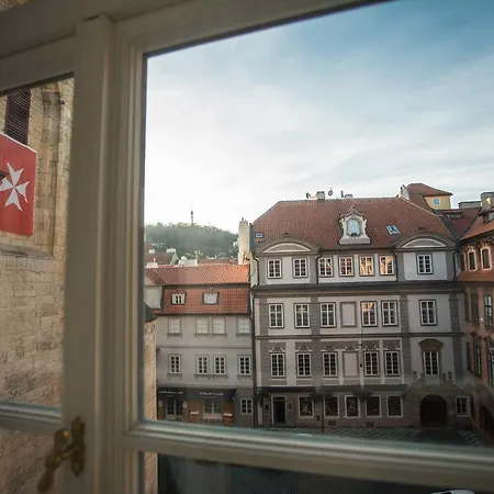 Appart hôtel Lazenska N4 4*
