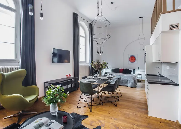 Hotel apartamentowy Lazenska N4