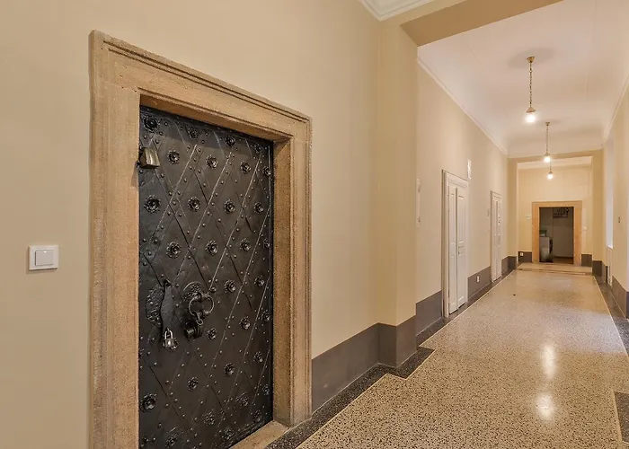 Lazenska N4 Hotel apartamentowy Praga