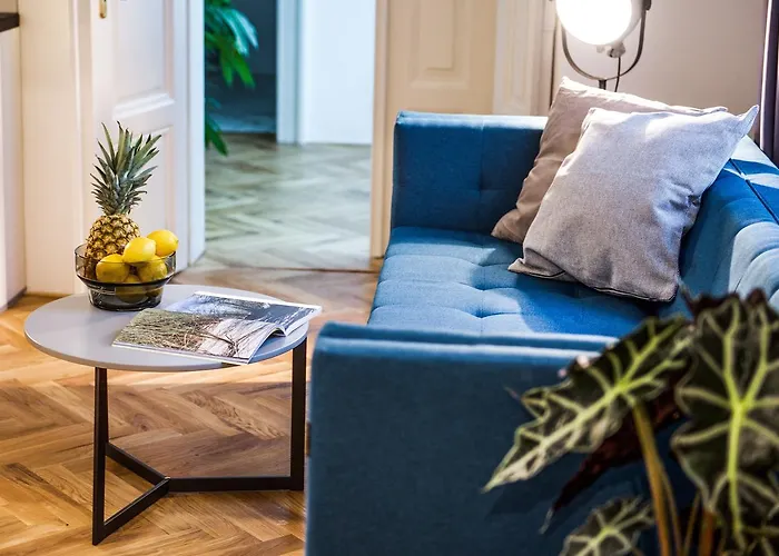 Hotel apartamentowy Lazenska N4 4*