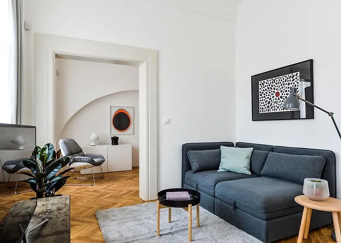 Lazenska N4 4* Praga