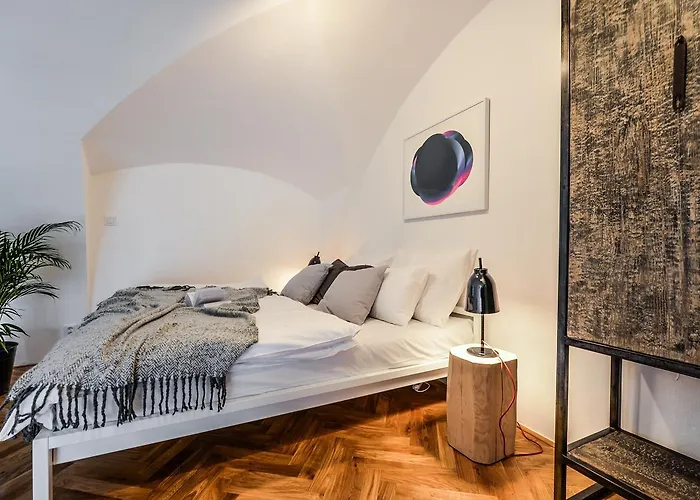 Lazenska N4 Praga