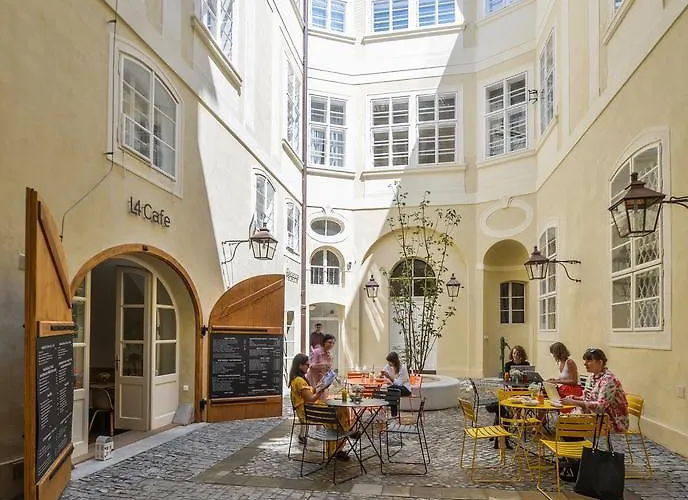 Lazenska N4 Hotel apartamentowy